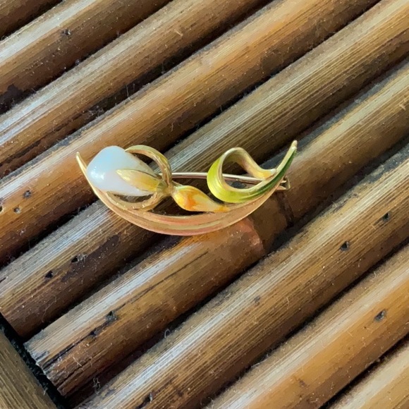 Victorian Antique Enamel 14k Gold Freshwater Pearl Lily Flower Brooch Pin - Picture 10 of 11